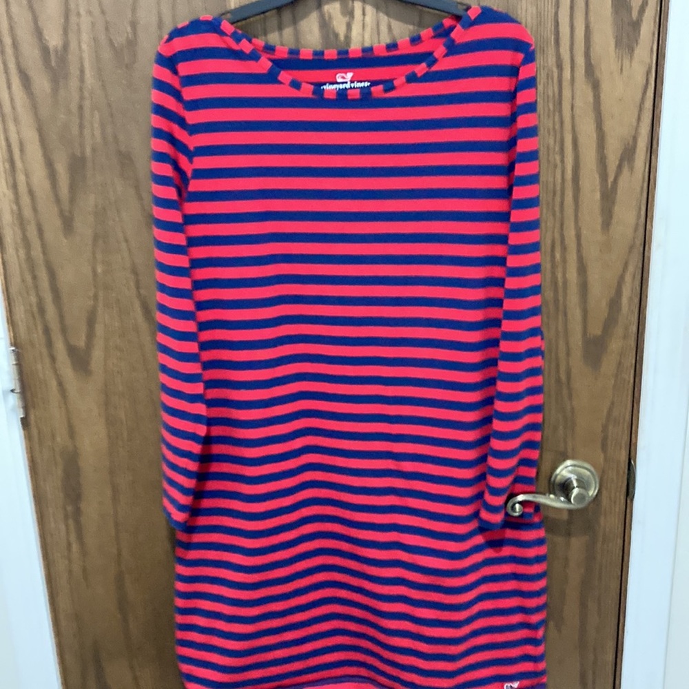 Vineyard Vines long sleeve t-shirt dress